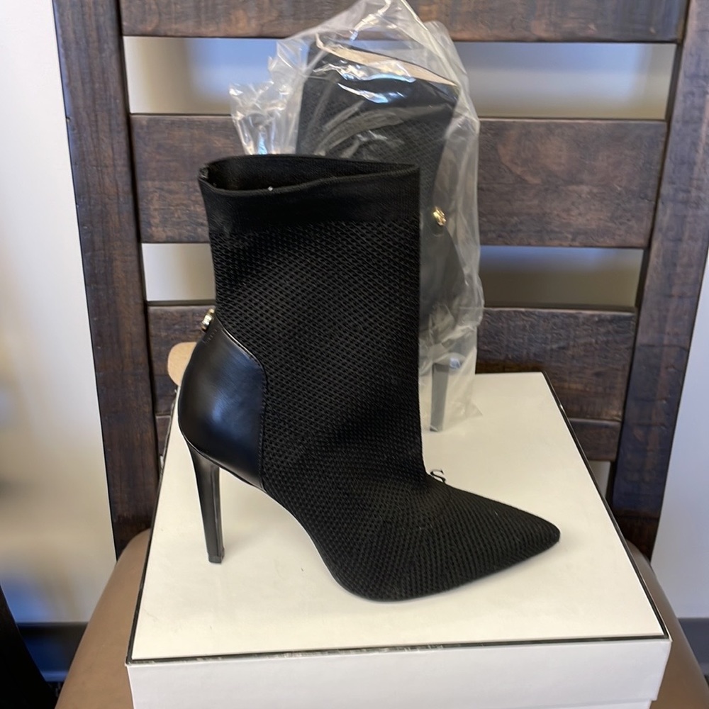 New Guess Ankle Boots